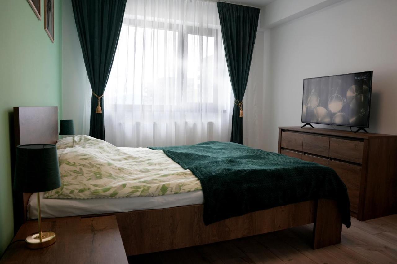 Brigitte Apartment Braşov Exteriör bild